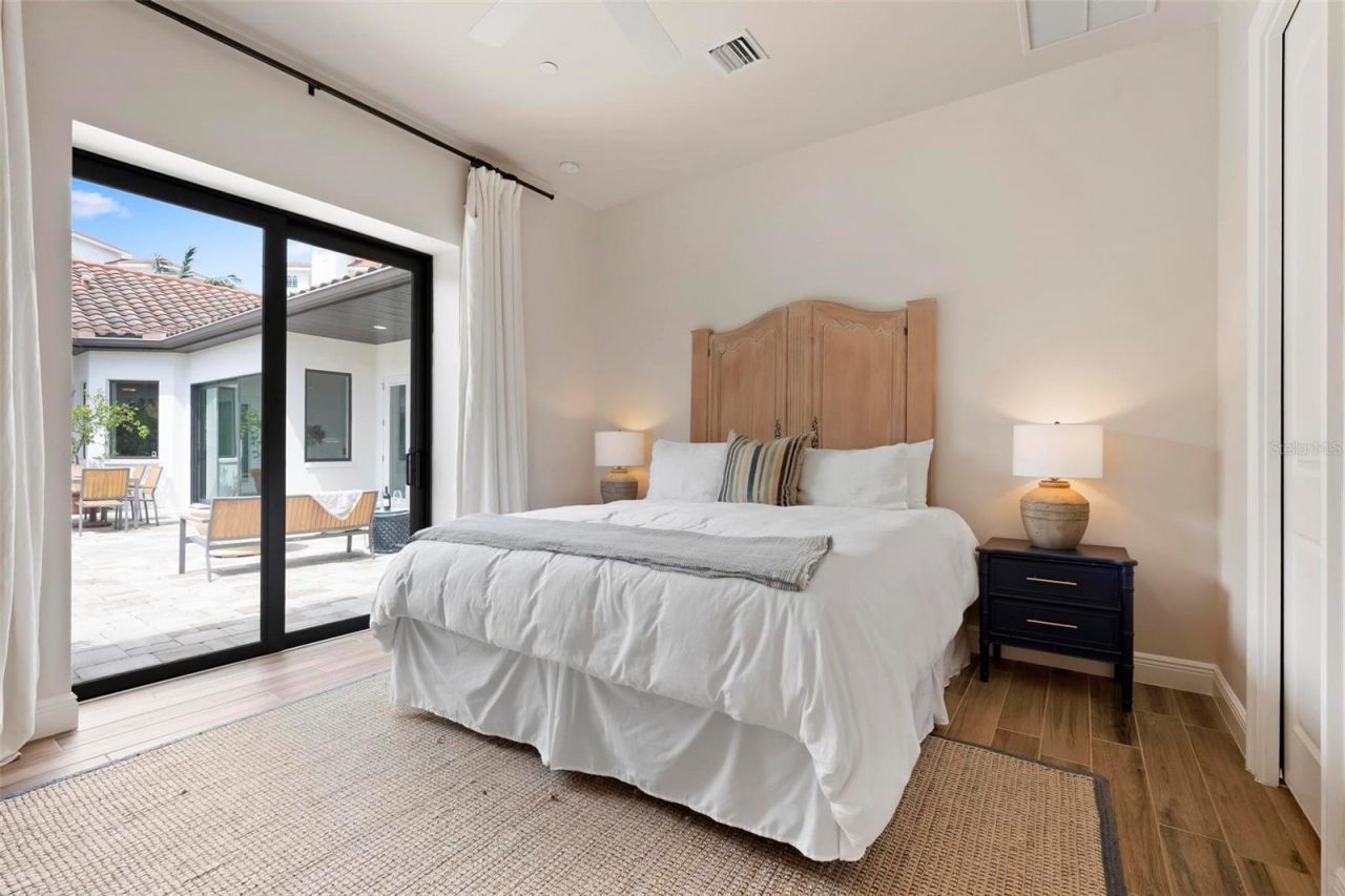 134 E Tampa Avenue, Venice, FL 34285 Photo