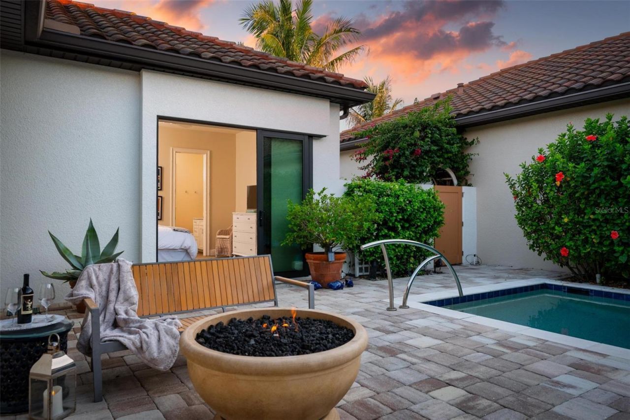 134 E Tampa Avenue, Venice, FL 34285 Photo