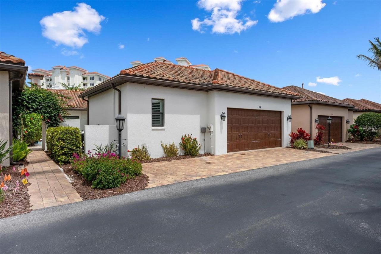 134 E Tampa Avenue, Venice, FL 34285 Photo