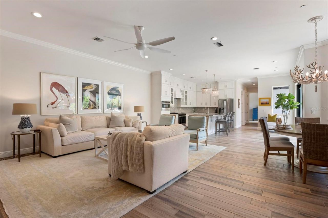 134 E Tampa Avenue, Venice, FL 34285 Photo