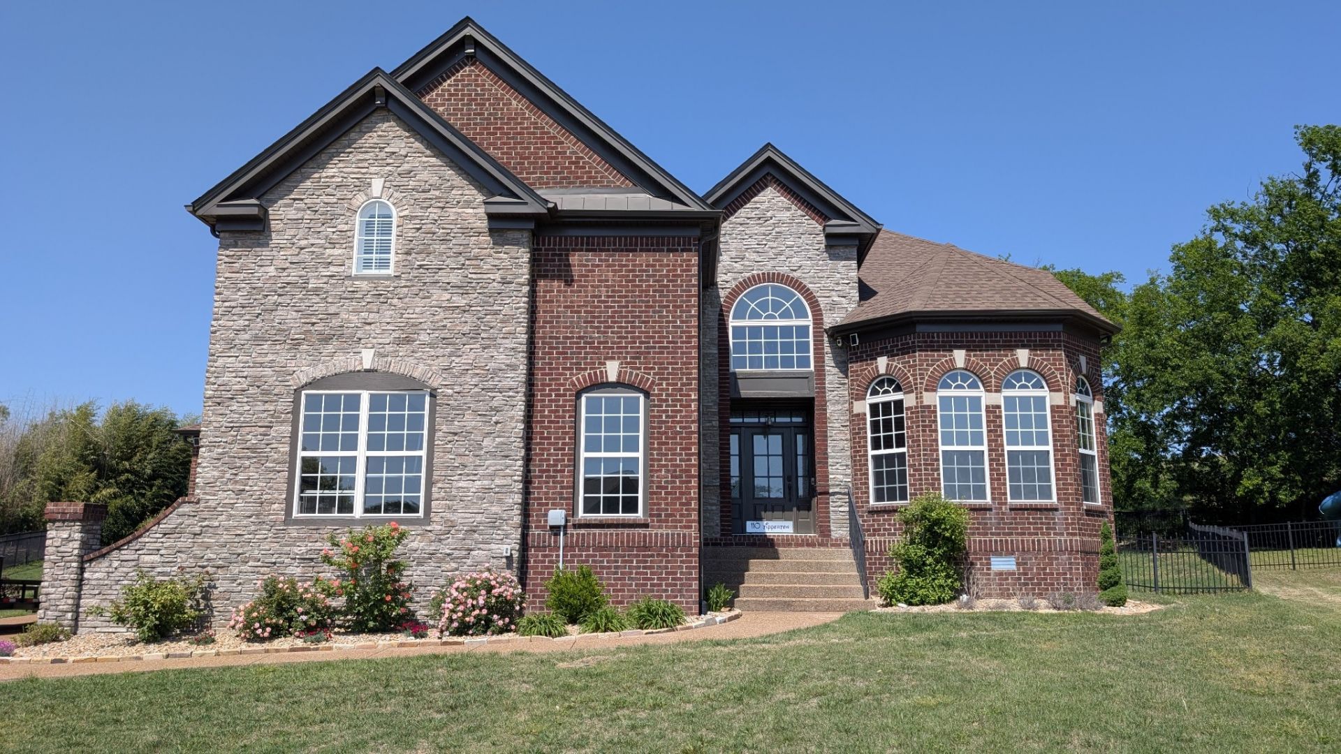 110 Tipperton Ct, Gallatin, TN 37066 Main Photo