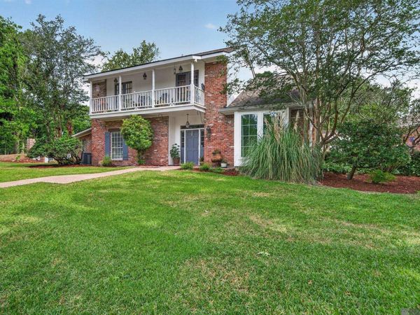 1778 Applewood Rd, Baton Rouge, LA 70808