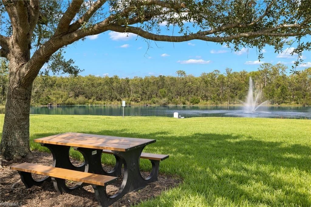 3630 Pine Oak Cir, Unit 105, Fort Myers, FL 33916 Photo