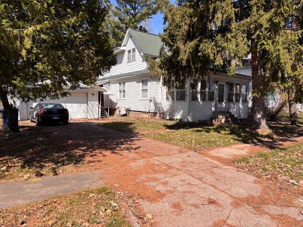 30510 Vine Street, Lindstrom, MN 55045