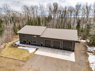 5174 Upper Peterson Road, Duluth, MN 55804