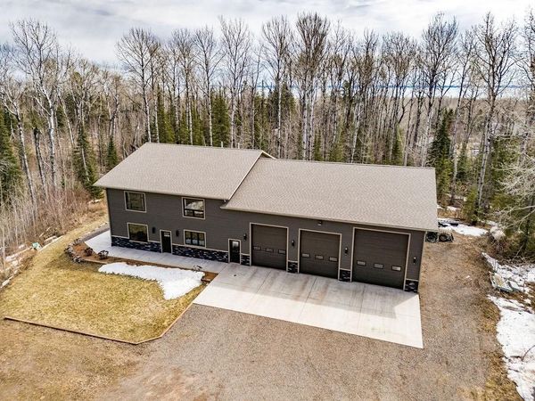 5174 Upper Peterson Road , Duluth, MN 55804