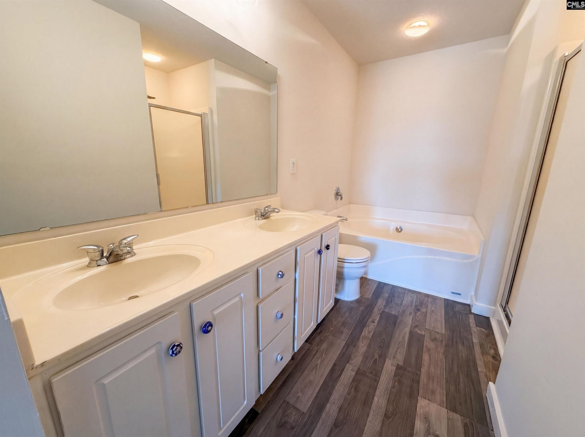 5 Hempstead Place Photo 6