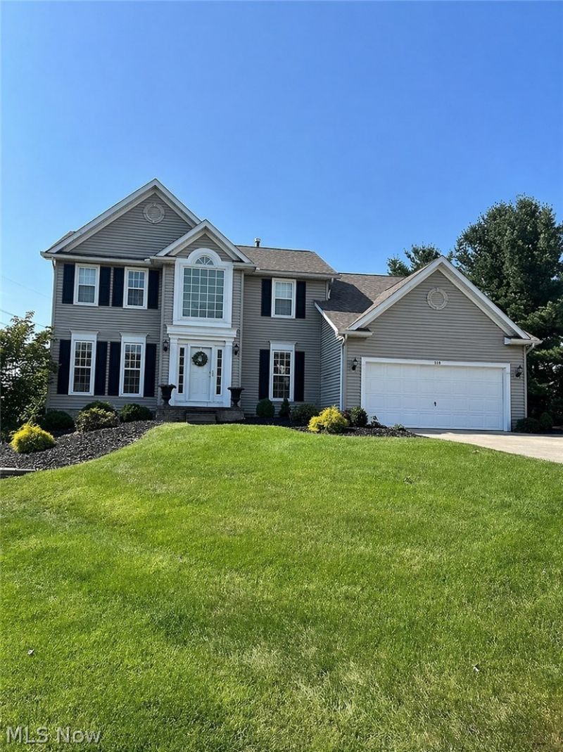 141 McCleary Court , Sagamore Hills, OH 44067