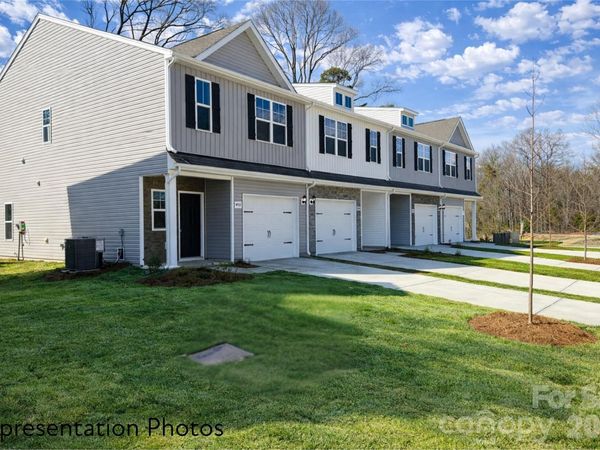 4743 Muskogee Drive , Charlotte, NC 28227