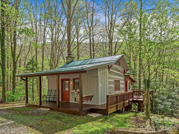 82 Honeymoon Lane , Maggie Valley, NC 28751