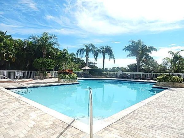 158 SW Peacock Boulevard, Unit 30105, Port St. Lucie, FL 34986
