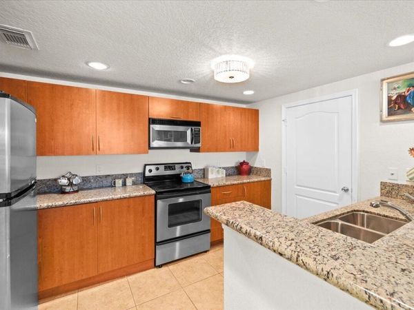 158 SW Peacock Boulevard, Unit 30105, Port St. Lucie, FL 34986