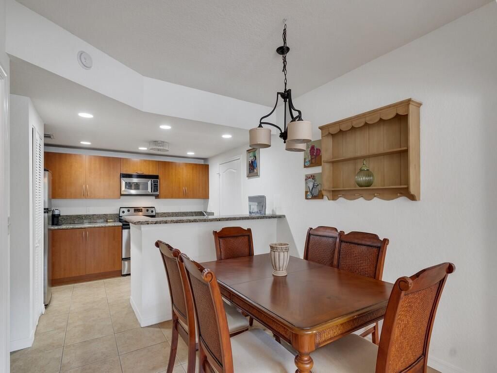 158 SW Peacock Boulevard, Unit 30105, Port Saint Lucie, FL 34986 Photo