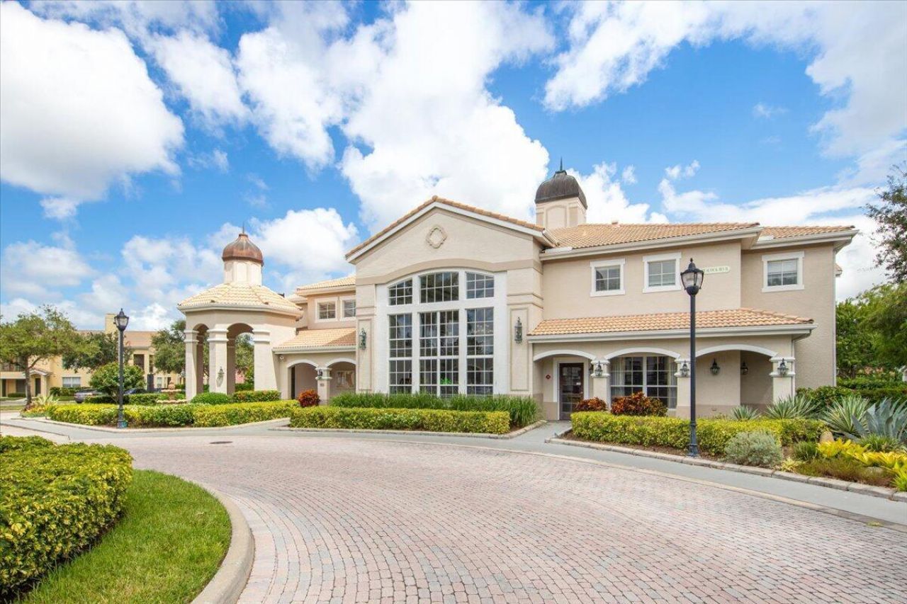 158 SW Peacock Boulevard, Unit 30105, Port Saint Lucie, FL 34986 Photo