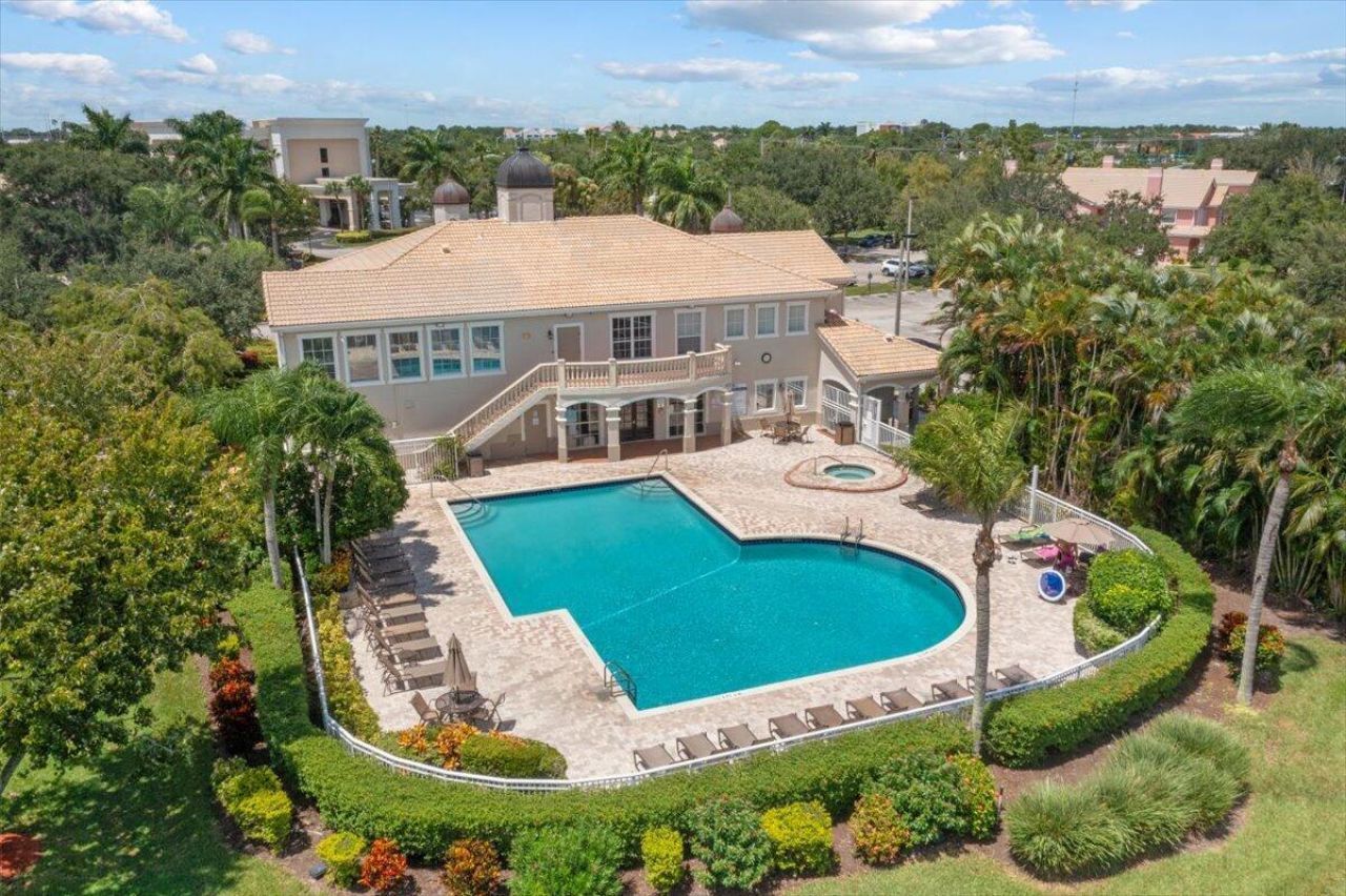 158 SW Peacock Boulevard, Unit 30105, Port Saint Lucie, FL 34986 Photo