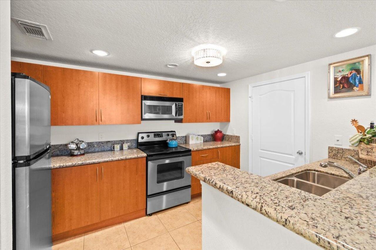 158 SW Peacock Boulevard, Unit 30105, Port Saint Lucie, FL 34986 Photo