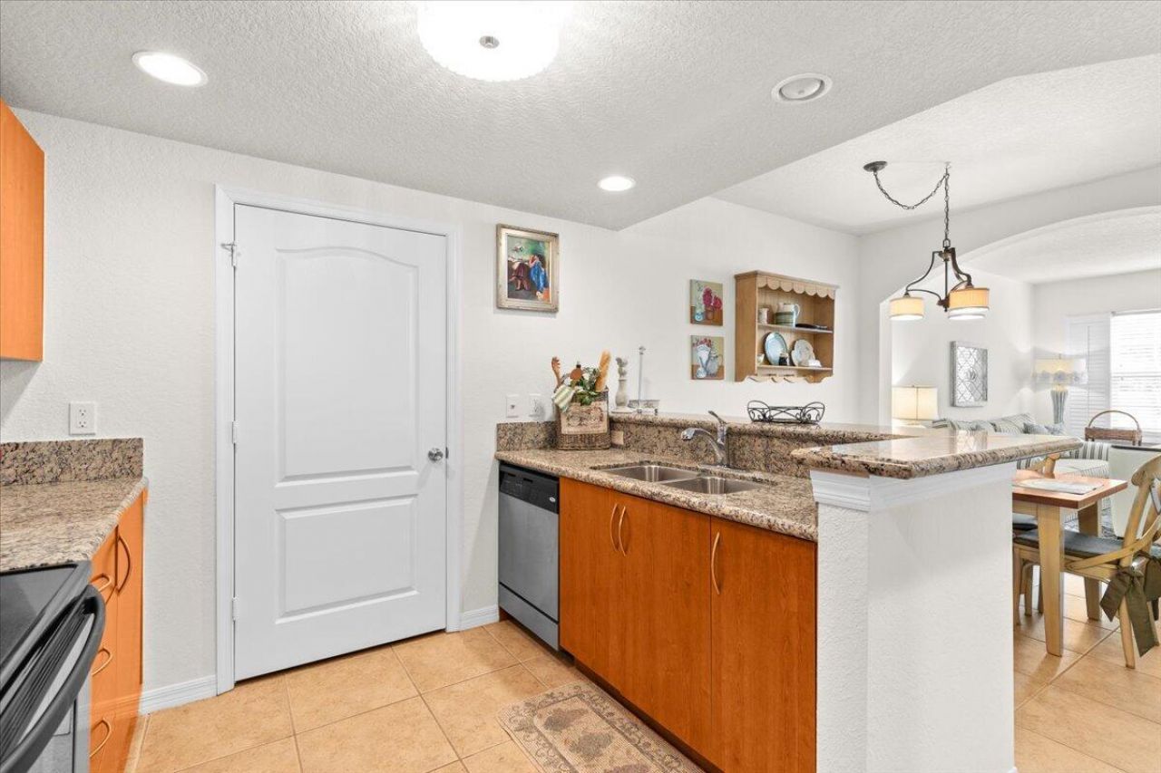 158 SW Peacock Boulevard, Unit 30105, Port Saint Lucie, FL 34986 Photo