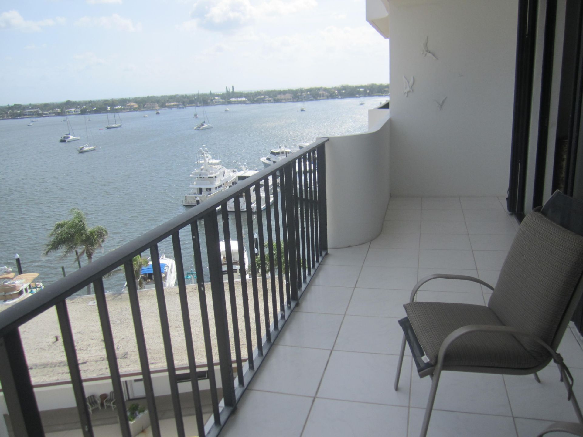 1208 Marine Way, Unit 608, North Palm Beach, FL 33408 Photo