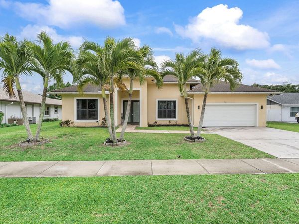 123 Bilbao Street, Royal Palm Beach, FL 33411