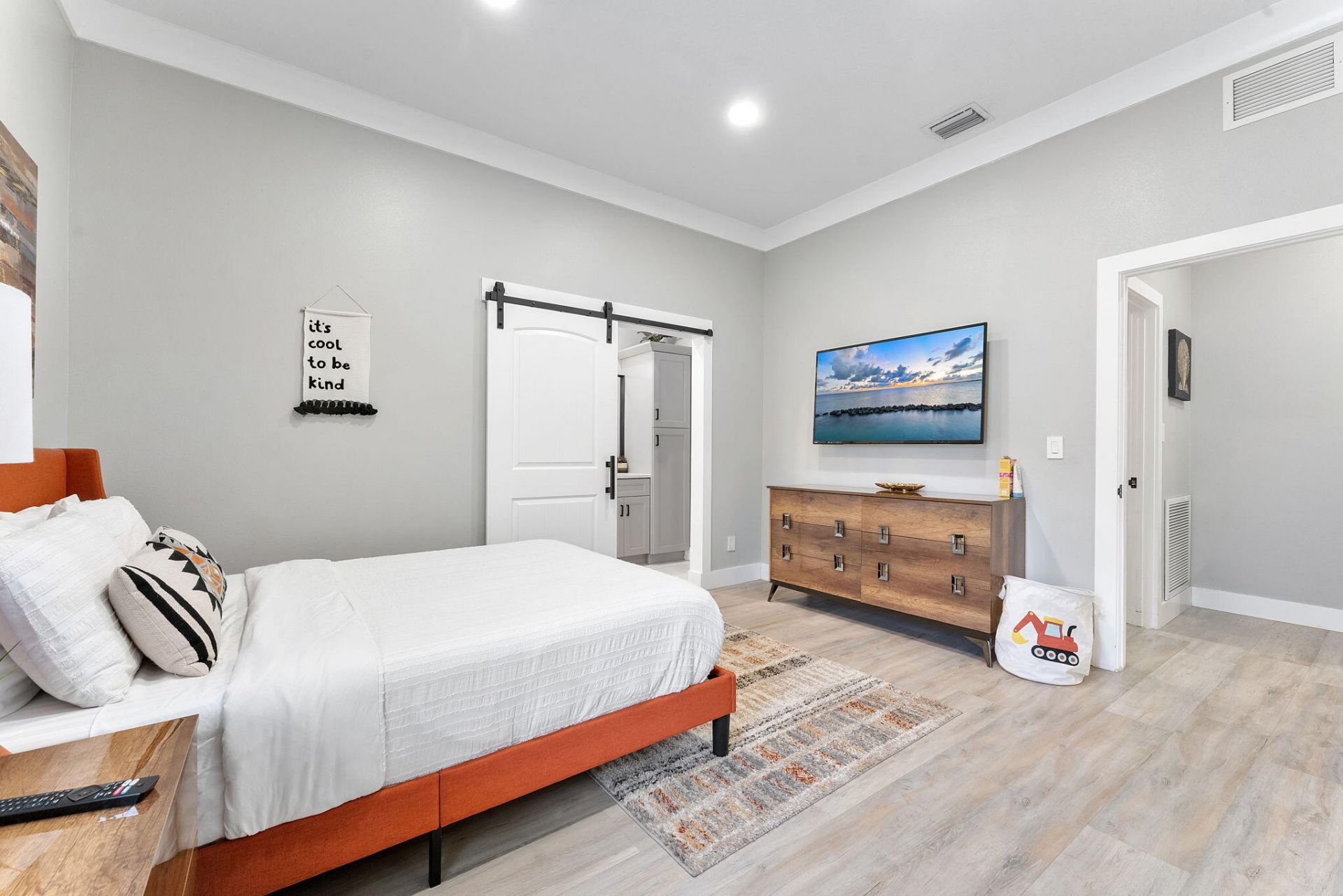 123 Bilbao Street, Royal Palm Beach, FL 33411 Photo