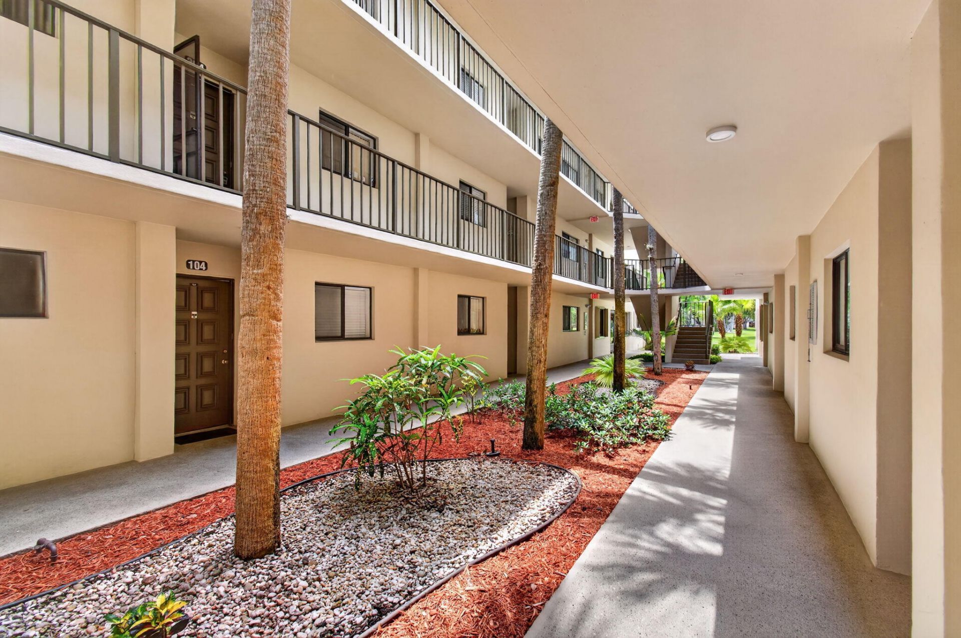 5430 Las Verdes Circle, Unit 109, Delray Beach, FL 33484 Photo