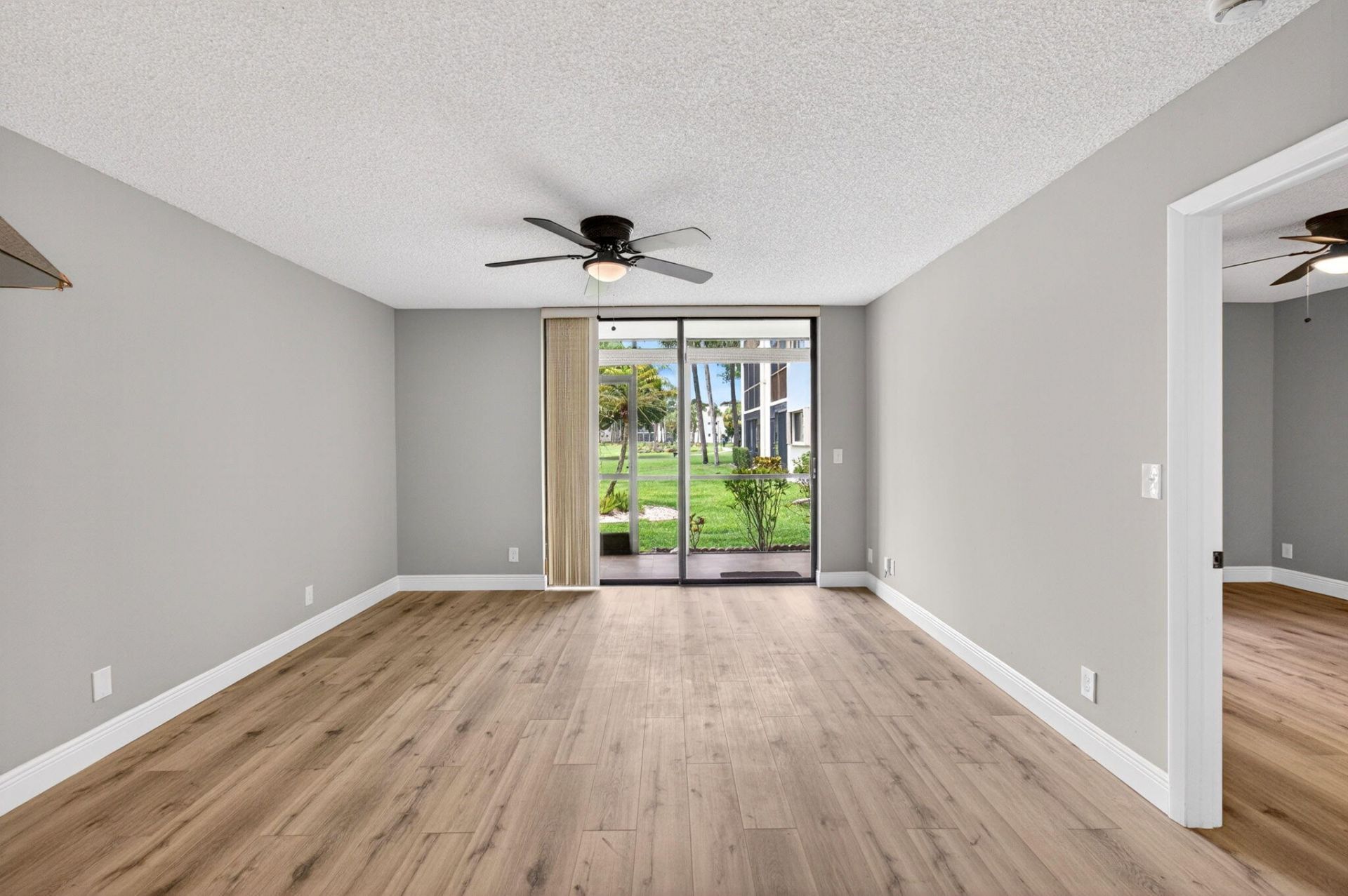 5430 Las Verdes Circle, Unit 109, Delray Beach, FL 33484 Photo