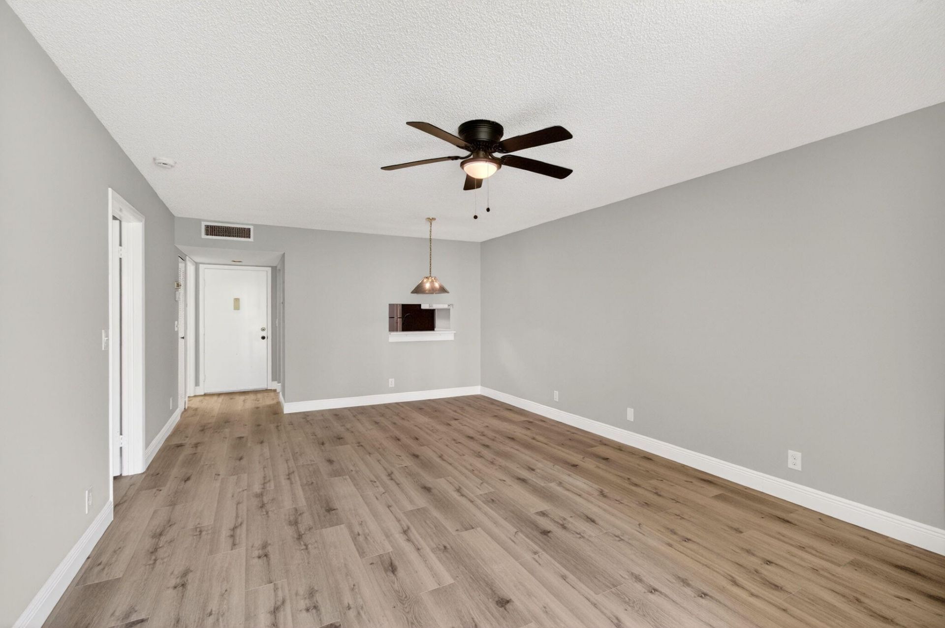 5430 Las Verdes Circle, Unit 109, Delray Beach, FL 33484 Photo