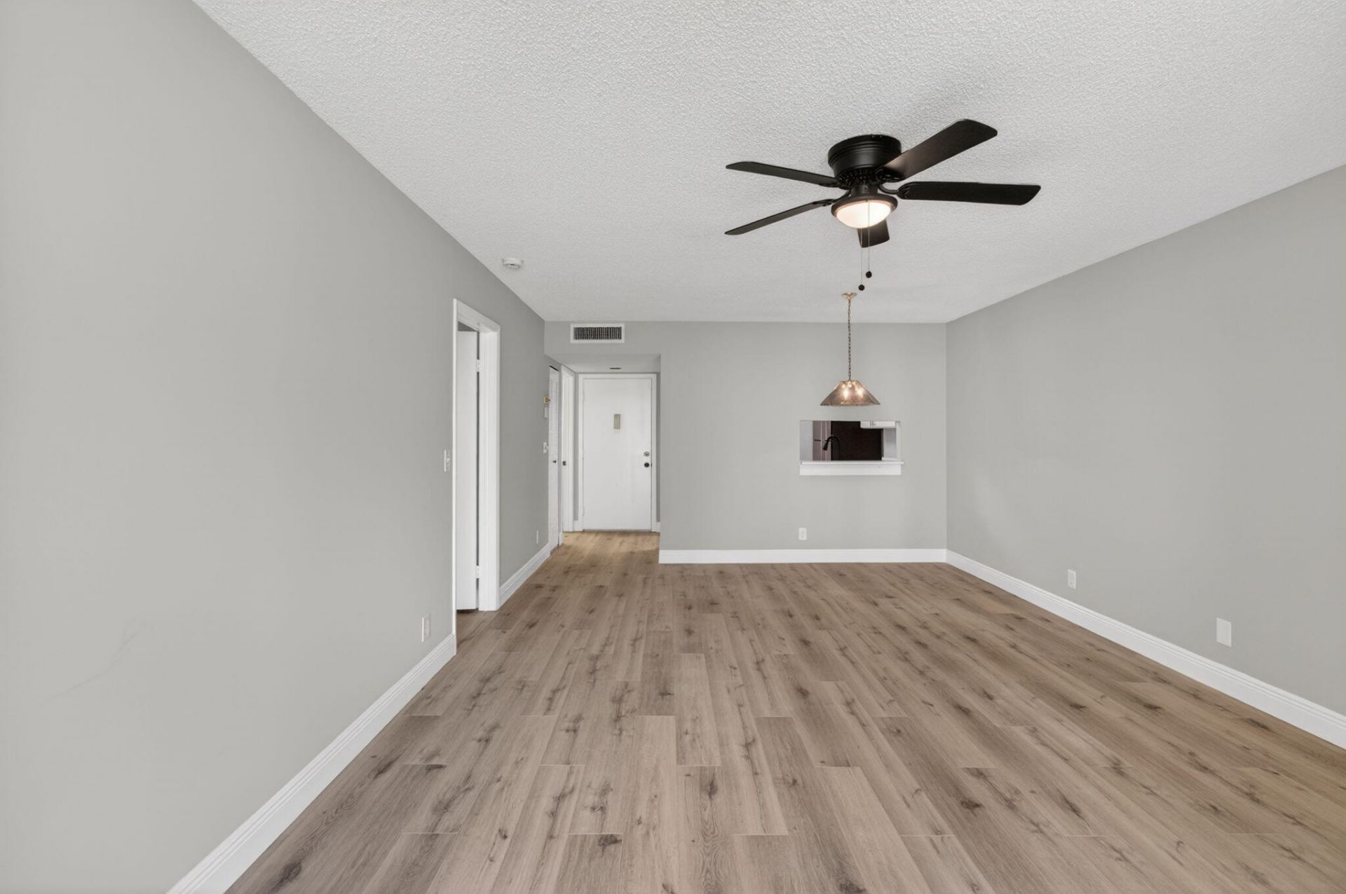 5430 Las Verdes Circle, Unit 109, Delray Beach, FL 33484 Photo