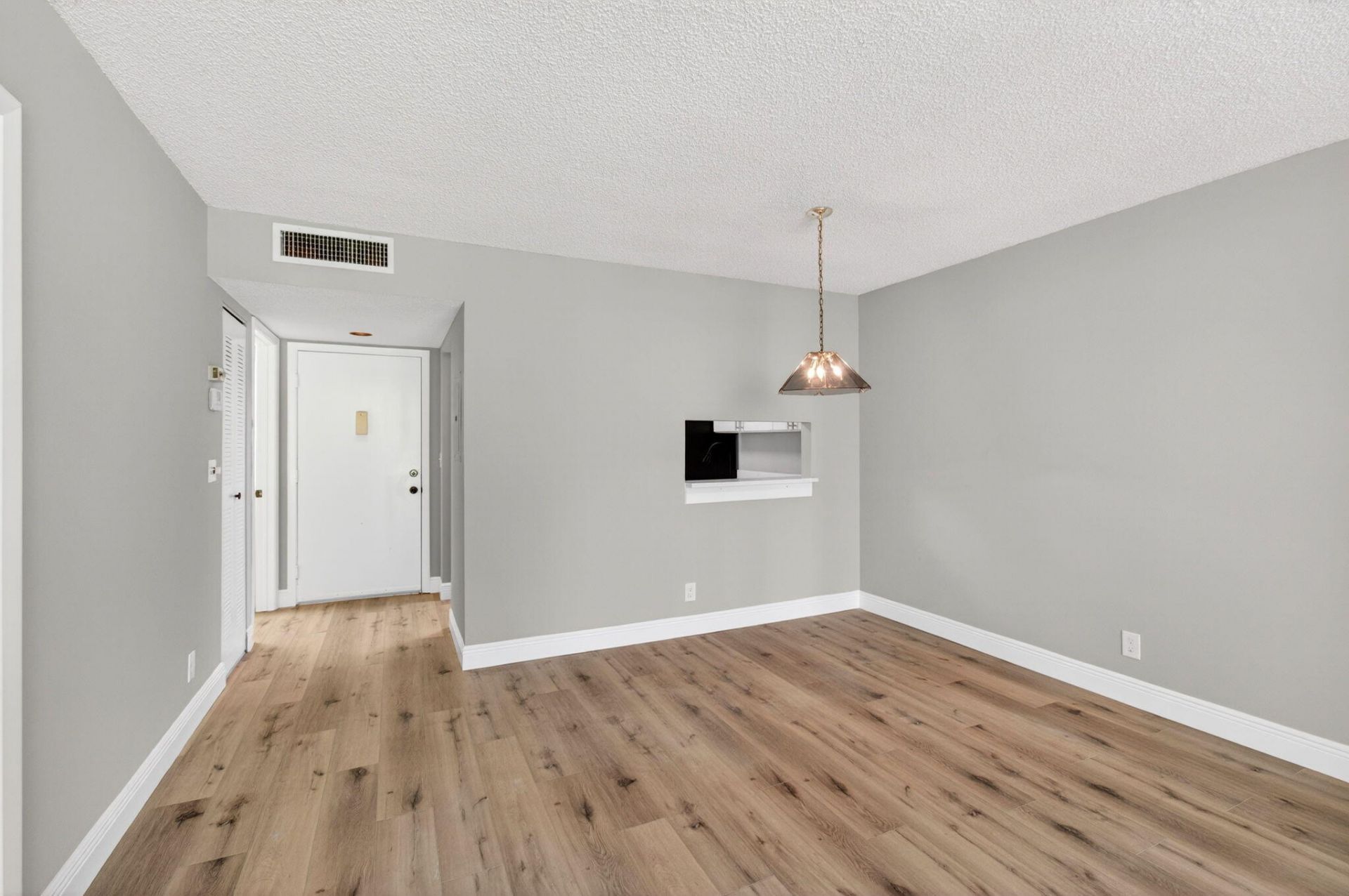 5430 Las Verdes Circle, Unit 109, Delray Beach, FL 33484 Photo