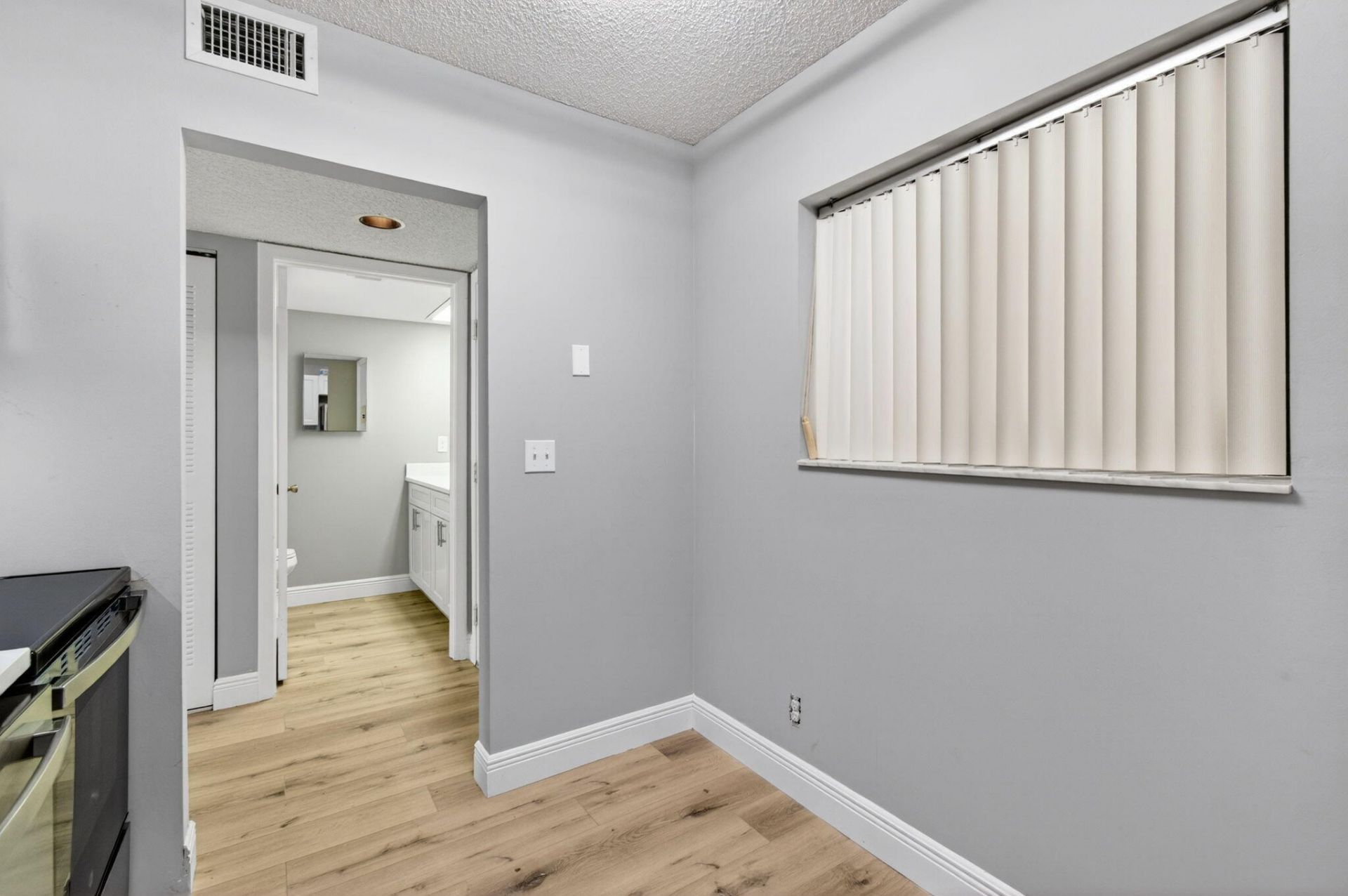 5430 Las Verdes Circle, Unit 109, Delray Beach, FL 33484 Photo