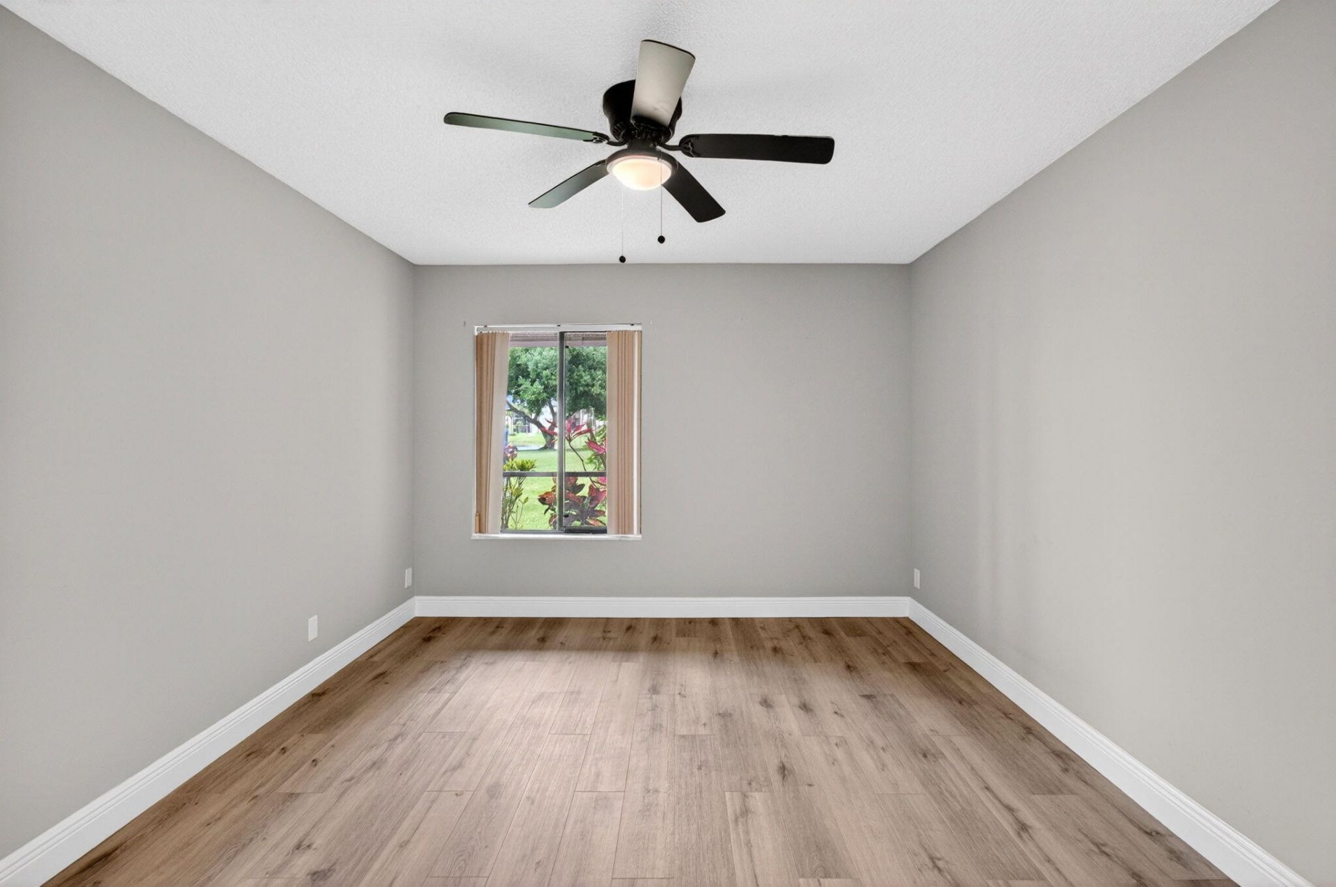 5430 Las Verdes Circle, Unit 109, Delray Beach, FL 33484 Photo