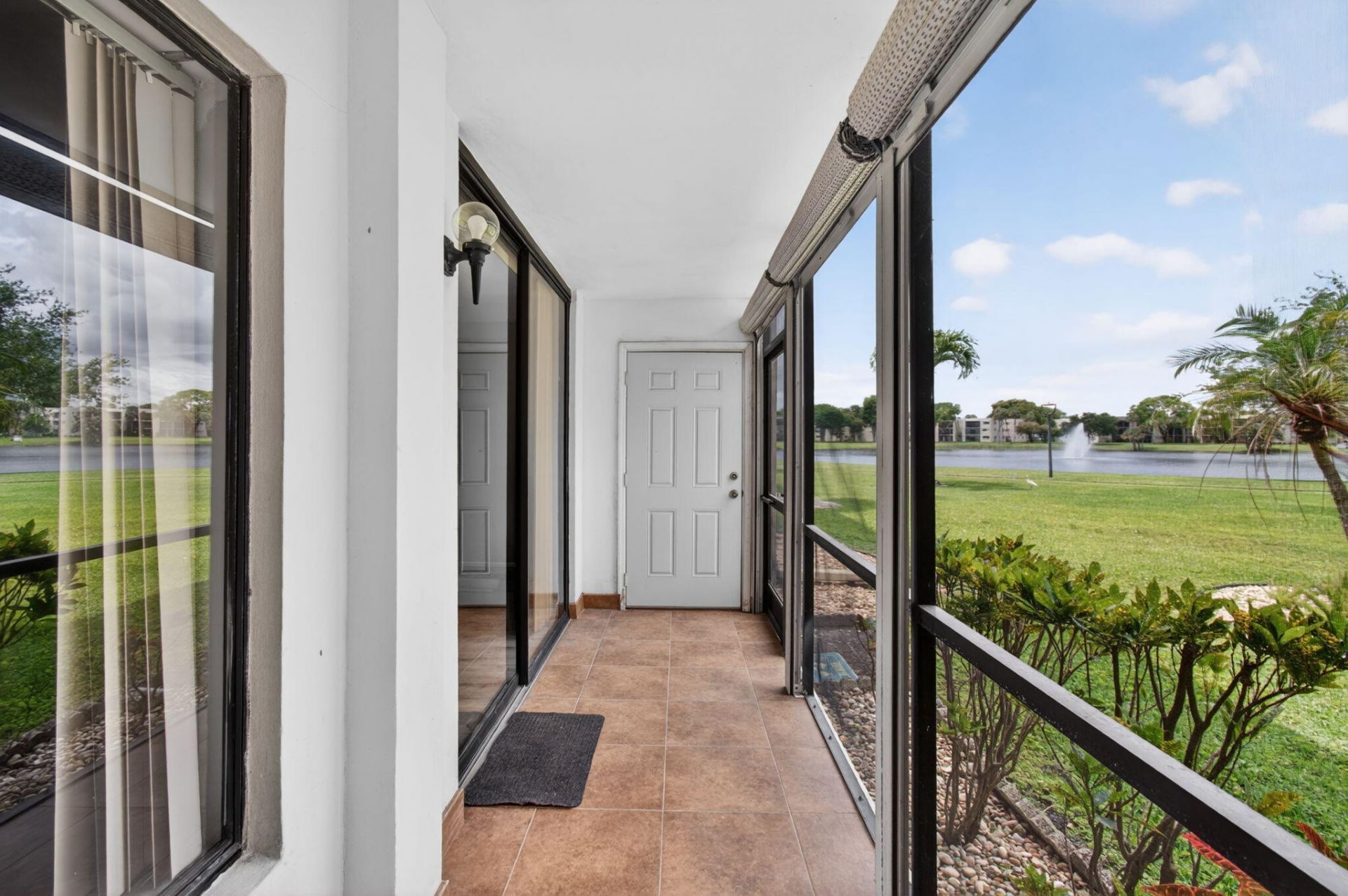 5430 Las Verdes Circle, Unit 109, Delray Beach, FL 33484 Photo