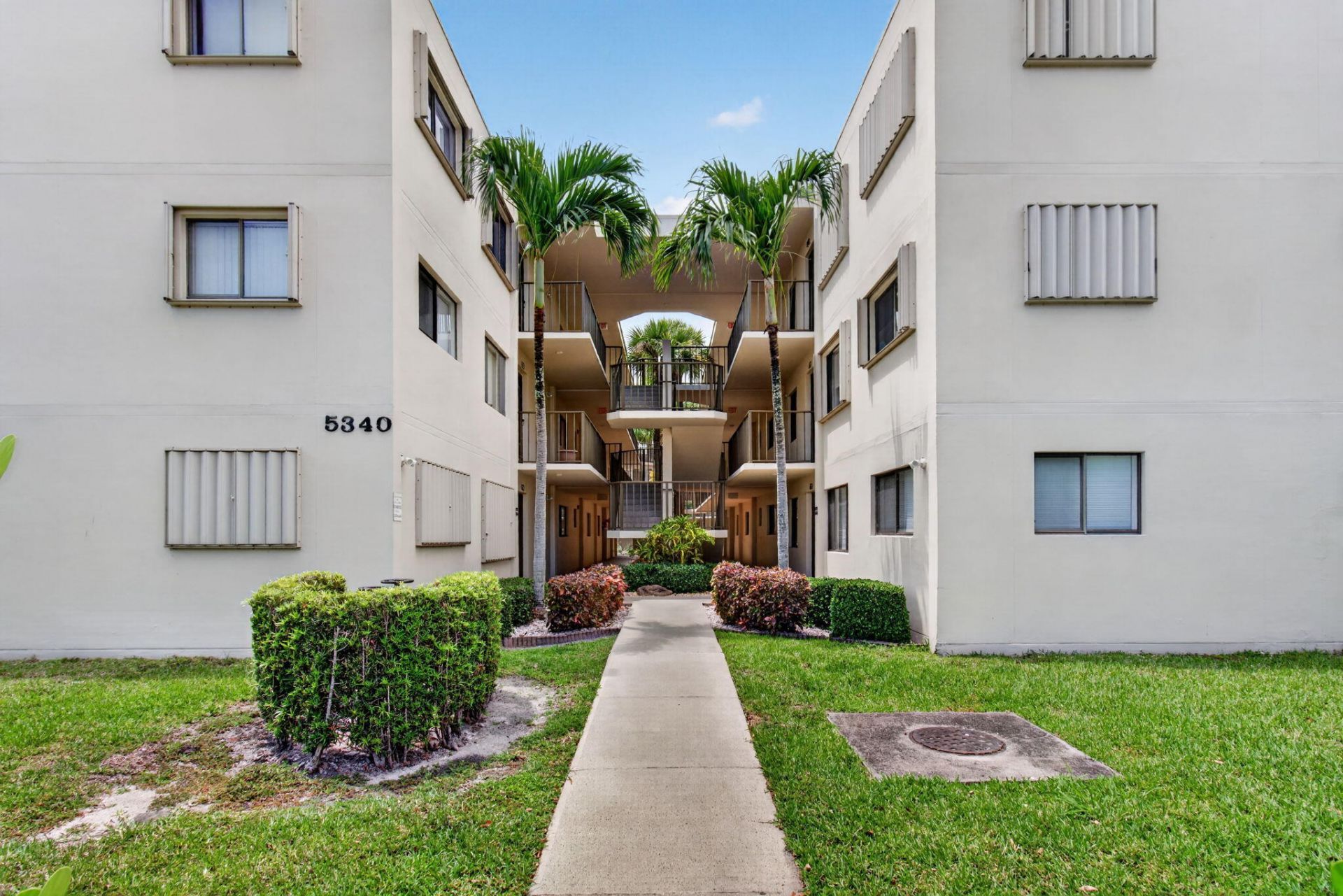 5430 Las Verdes Circle, Unit 109, Delray Beach, FL 33484 Photo