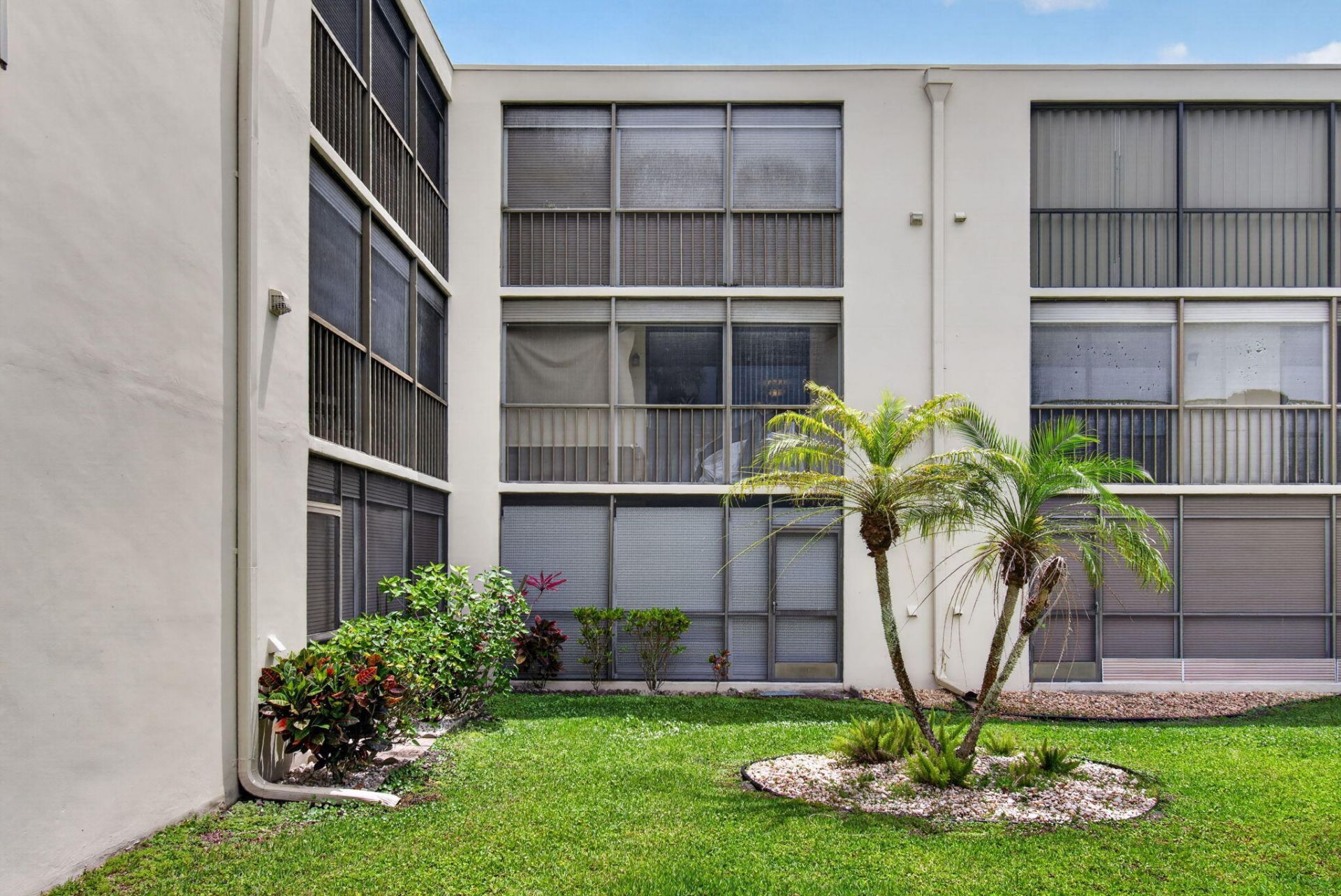 5430 Las Verdes Circle, Unit 109, Delray Beach, FL 33484 Photo