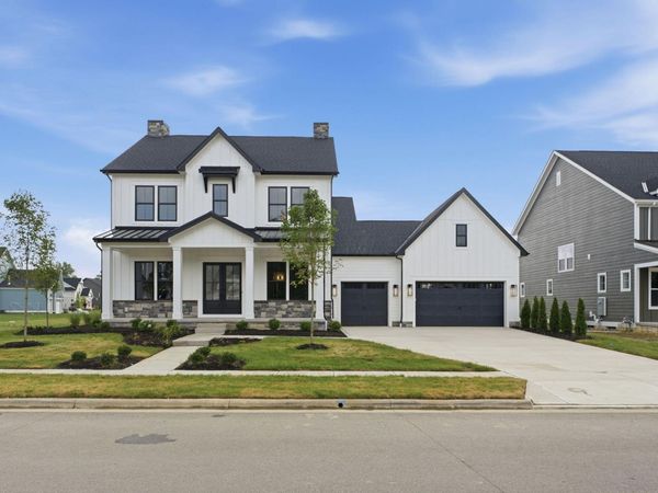 7858 Sparrow Run Drive, Plain City, OH 43064