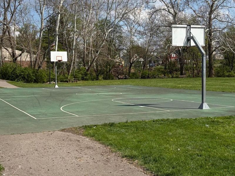 2424 Westwood Drive , Columbus, OH 43204 Photo 15