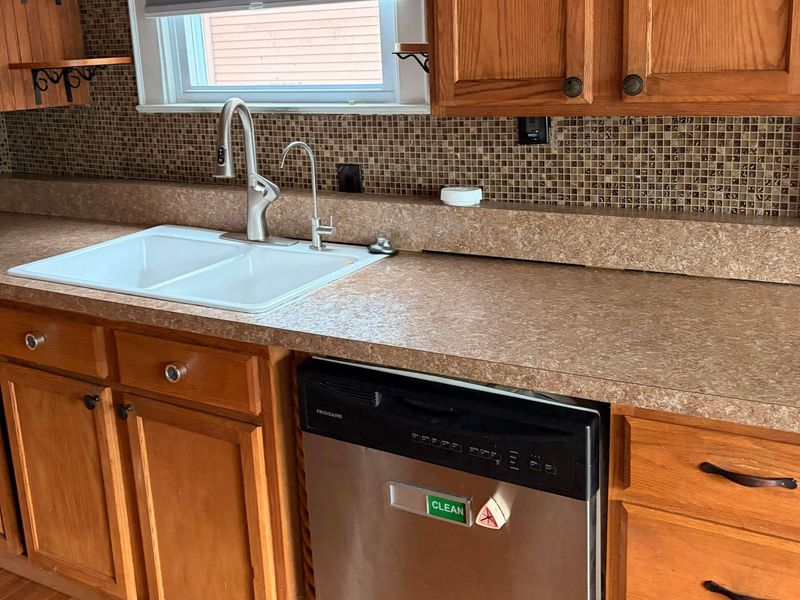 2424 Westwood Drive , Columbus, OH 43204 Photo 9