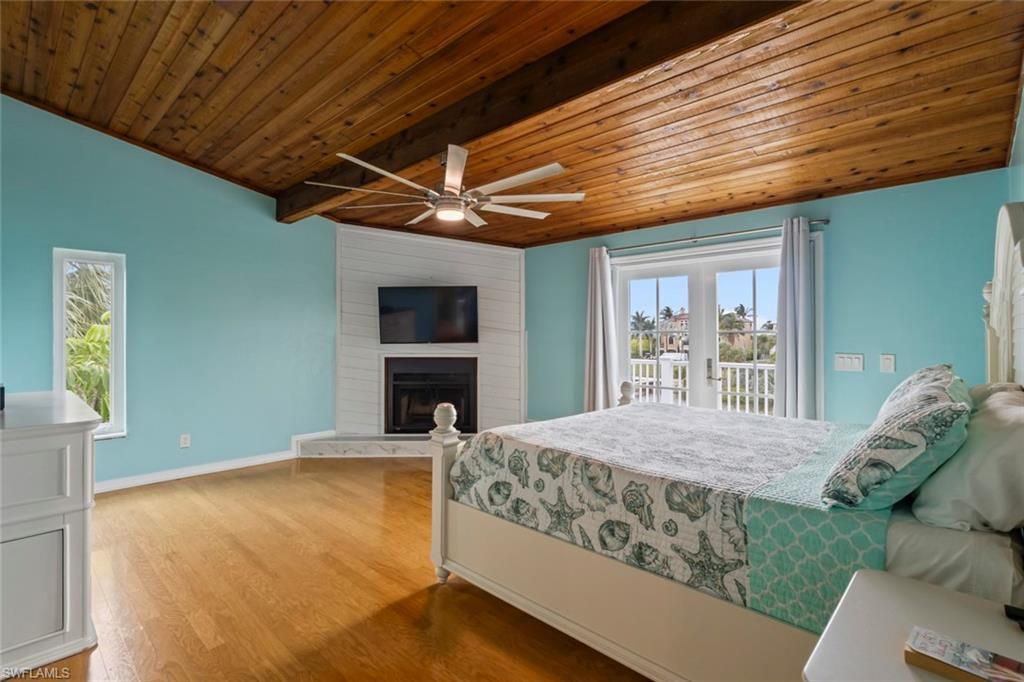 18260 Deep Passage Ln, Fort Myers Beach, FL 33931 Photo