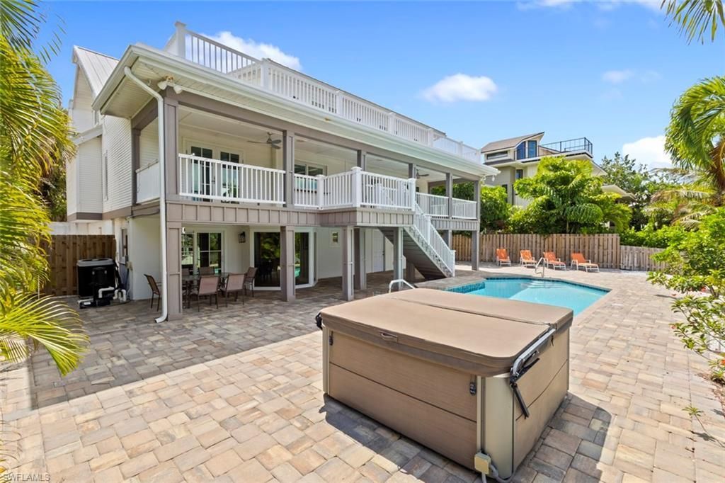 18260 Deep Passage Ln, Fort Myers Beach, FL 33931 Photo