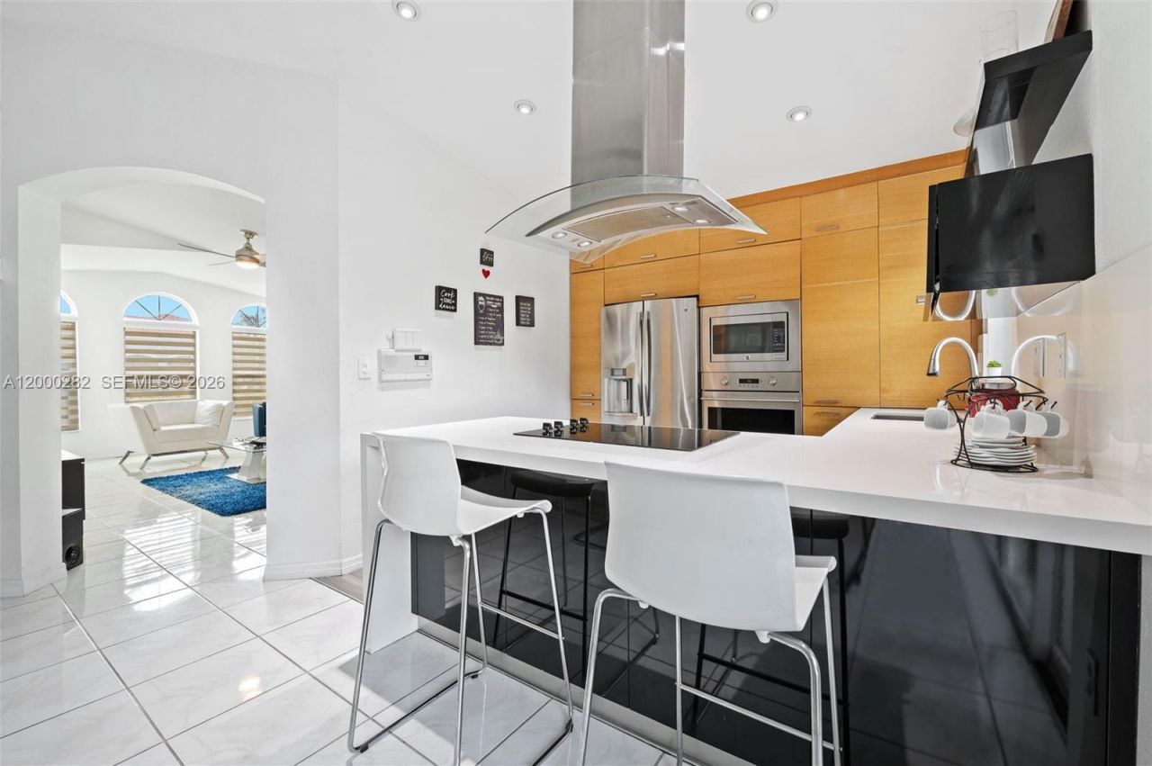 2715 SW 137th Ter , Miramar, FL 33027 Photo