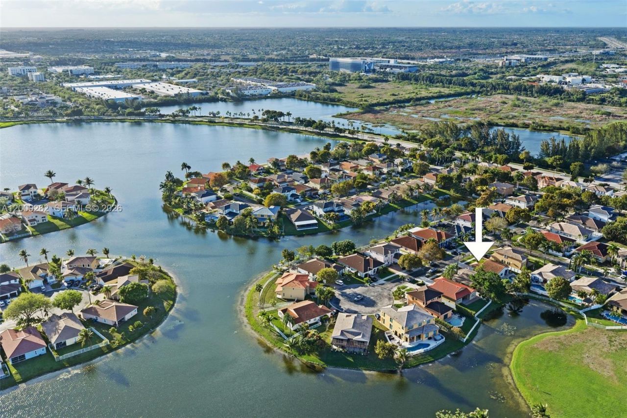 2715 SW 137th Ter , Miramar, FL 33027 Photo