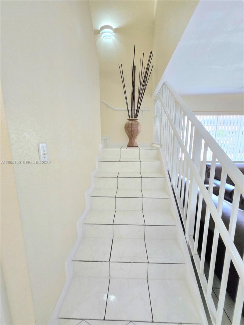 6755 NW 182nd St , Unit 104, Hialeah, FL 33015 Photo