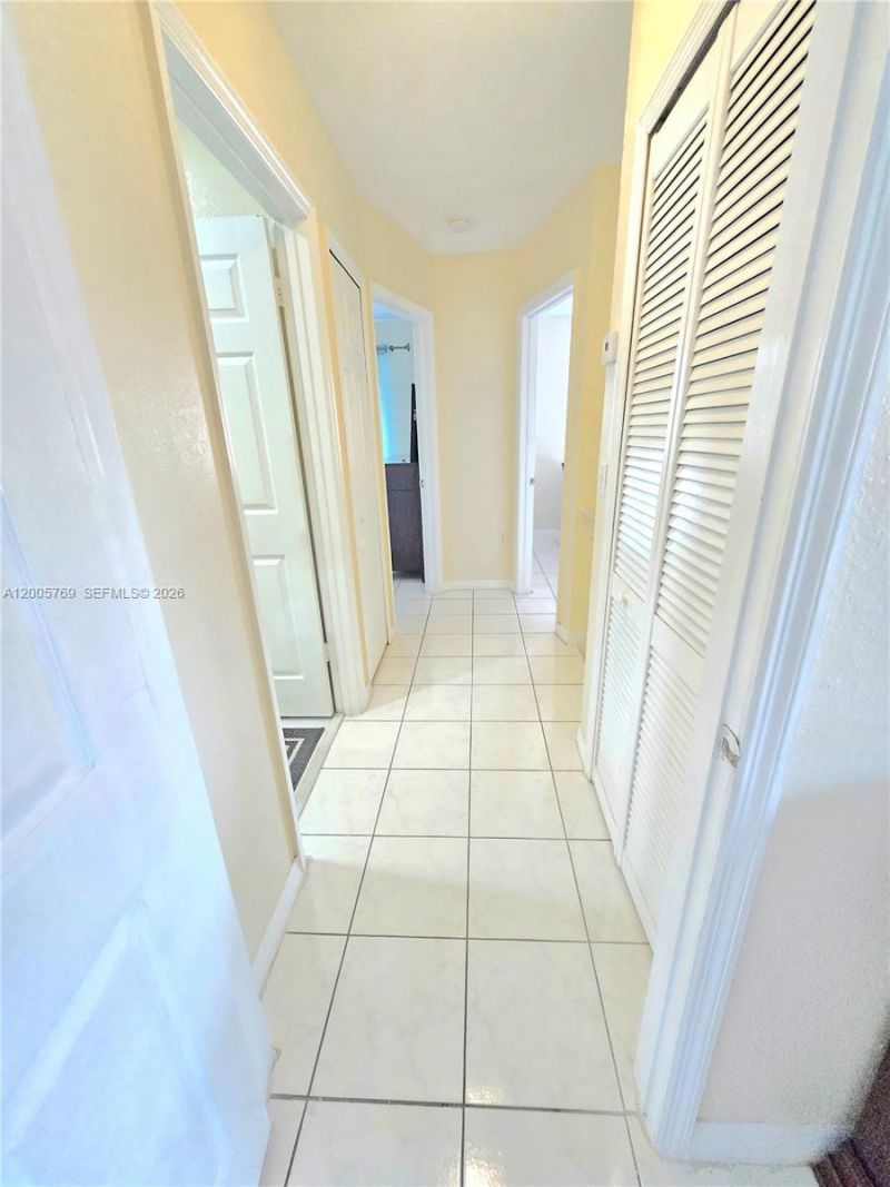 6755 NW 182nd St , Unit 104, Hialeah, FL 33015 Photo