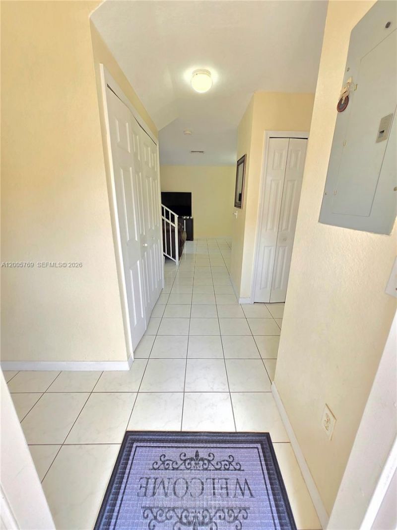 6755 NW 182nd St , Unit 104, Hialeah, FL 33015 Photo