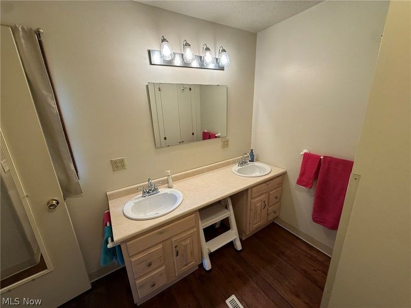 11140 Strasburg Bolivar Road NW, Bolivar, OH 44612 Photo 29