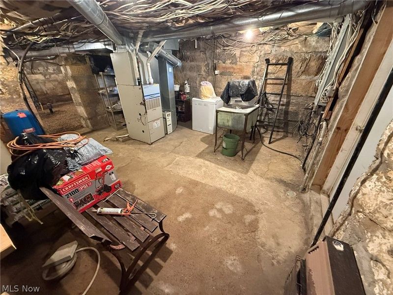 11140 Strasburg Bolivar Road NW, Bolivar, OH 44612 Photo 37