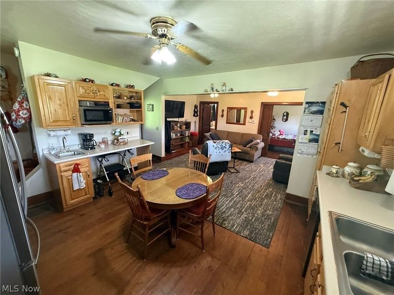 11140 Strasburg Bolivar Road NW, Bolivar, OH 44612 Photo 4