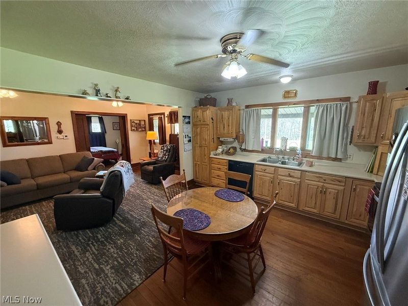 11140 Strasburg Bolivar Road NW, Bolivar, OH 44612 Photo 6