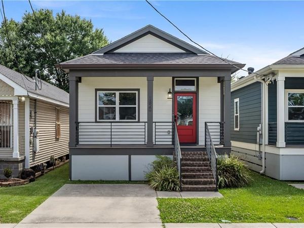 1820 PALFREY Street, Gretna, LA 70053