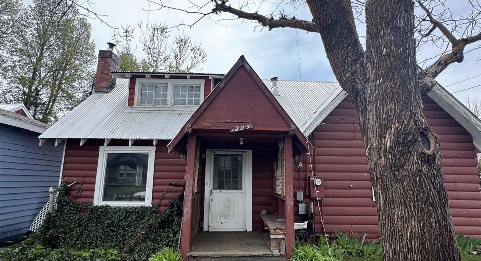 225 Lassen Street, Chester, CA 96020 Photo
